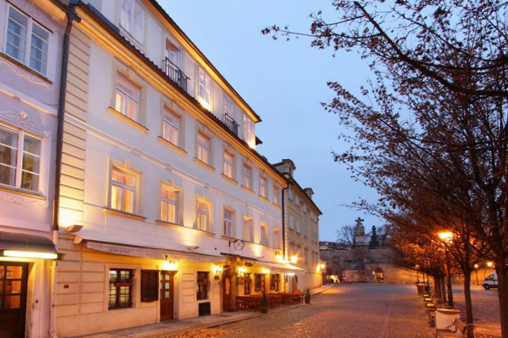 Hotel U Zlatých nůžek